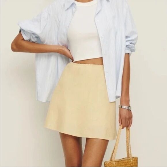 Reformation Brandy Linen Skirt in Parmesan Medium $148 - Picture 2 of 6